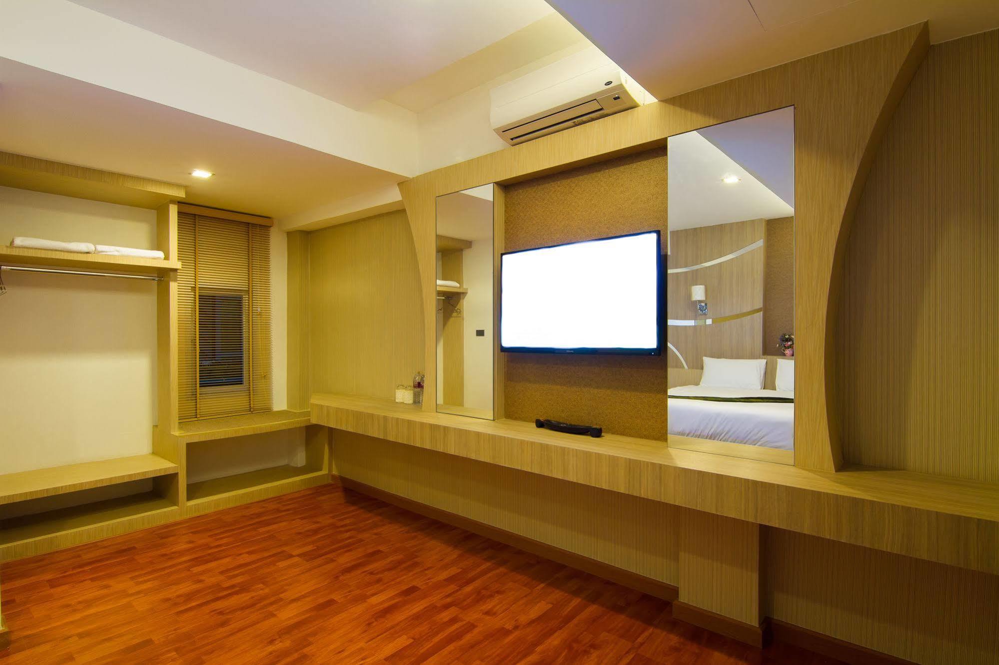 Delio Boutique Hotel Удон-Тхани Экстерьер фото